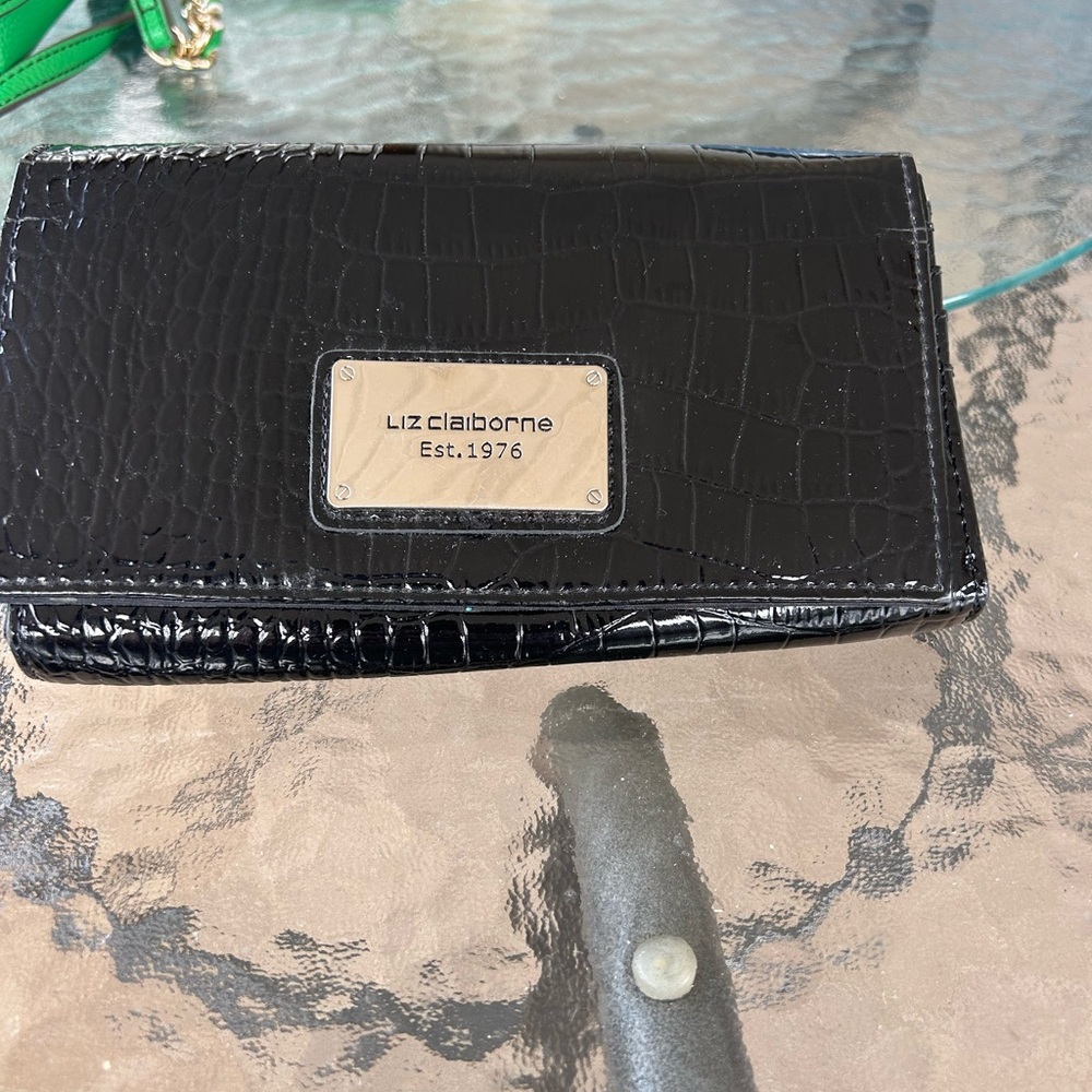 Classic!! Liz Claiborne Black Croc-Embossed Clutch